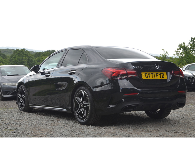Mercedes-Benz A Class 2.0 A200d AMG Line Edition (Premium Plus) Saloon 4dr Diesel 8G-DCT Euro 6 (s/s) (150 ps) | PAN - U11007