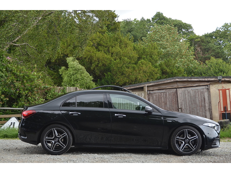 Mercedes-Benz A Class 2.0 A200d AMG Line Edition (Premium Plus) Saloon 4dr Diesel 8G-DCT Euro 6 (s/s) (150 ps) | PAN - U11007