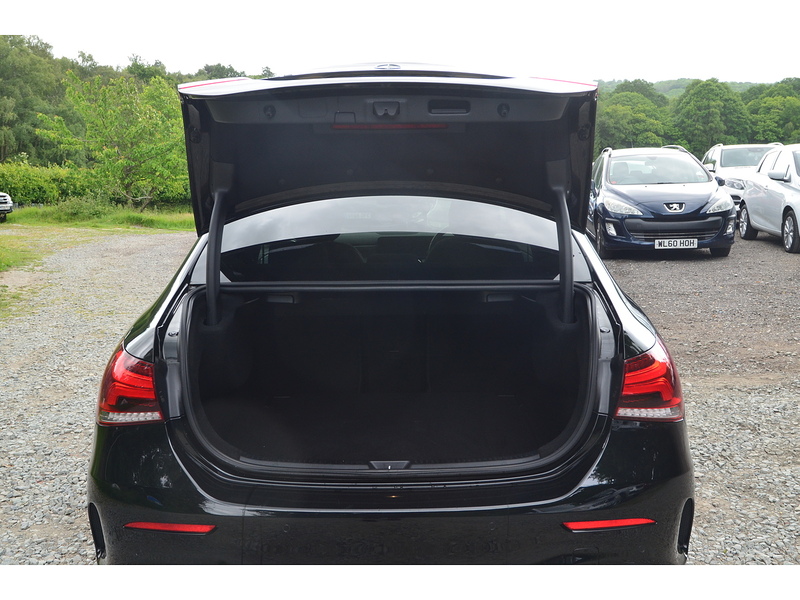 Mercedes-Benz A Class 2.0 A200d AMG Line Edition (Premium Plus) Saloon 4dr Diesel 8G-DCT Euro 6 (s/s) (150 ps) | PAN - U11007