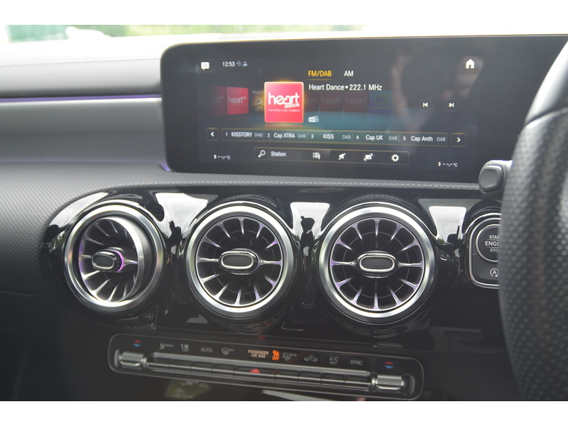 Mercedes-Benz A Class 2.0 A200d AMG Line Edition (Premium Plus) Saloon 4dr Diesel 8G-DCT Euro 6 (s/s) (150 ps) | PAN - U11007