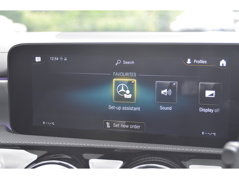 Mercedes-Benz A Class 2.0 A200d AMG Line Edition (Premium Plus) Saloon 4dr Diesel 8G-DCT Euro 6 (s/s) (150 ps) | PAN - U11007