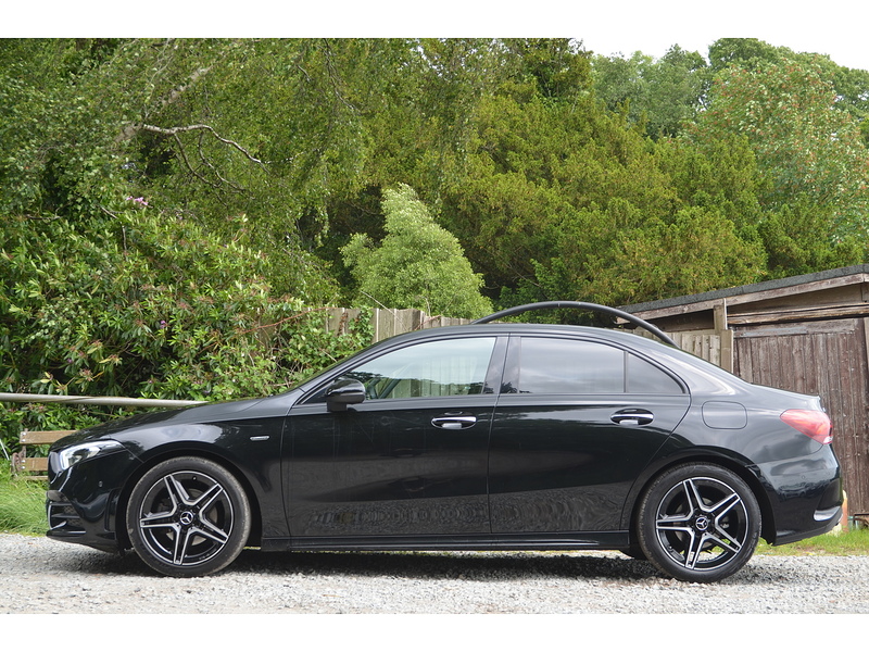 Mercedes-Benz A Class 2.0 A200d AMG Line Edition (Premium Plus) Saloon 4dr Diesel 8G-DCT Euro 6 (s/s) (150 ps) | PAN - U11007
