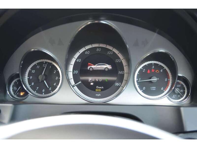 Mercedes-Benz E Class 2.1 E220 CDI BlueEfficiency Sport Coupe 2dr Diesel G-Tronic+ Euro 5 (s/s) (170 ps) | PAN - U11011