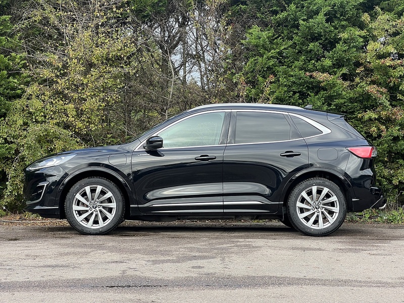 Ford Kuga 2.5 Duratec 14.4kWh Vignale SUV 5dr Petrol Plug-in Hybrid CVT Euro 6 (s/s) (225 ps) | 1 FORMER - U11013