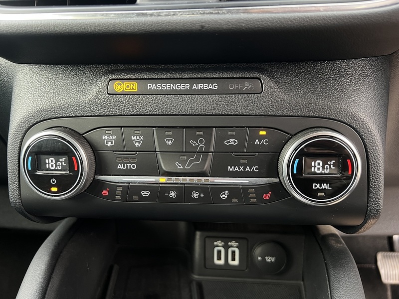 Ford Kuga 2.5 Duratec 14.4kWh Vignale SUV 5dr Petrol Plug-in Hybrid CVT Euro 6 (s/s) (225 ps) | 1 FORMER - U11013