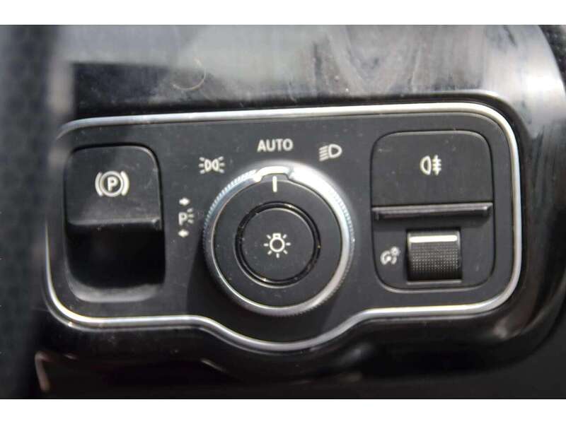 Mercedes-Benz A Class 1.3 A180 AMG Line Hatchback 5dr Petrol 7G-DCT Euro 6 (s/s) (136 ps) | H/SEATS|R/CAM|BTOOTH|NAV - U11016