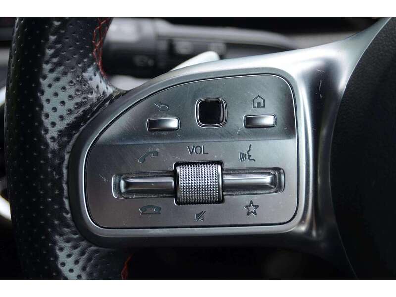 Mercedes-Benz A Class 1.3 A180 AMG Line Hatchback 5dr Petrol 7G-DCT Euro 6 (s/s) (136 ps) | H/SEATS|R/CAM|BTOOTH|NAV - U11016