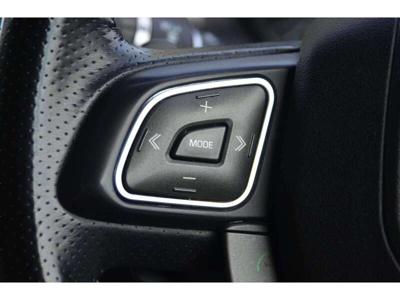 Land Rover Range Rover Evoque 2.0 TD4 HSE Dynamic Lux Auto 4WD Euro 6 (s/s) 5dr - U11017