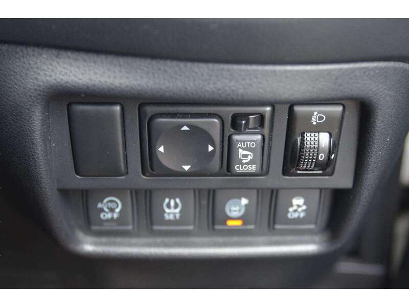 Nissan Juke 1.2 DIG-T Tekna SUV 5dr Petrol Manual Euro 6 (s/s) (115 ps) | R/CAM|PRIVACY|NAV|BTOOTH - U11018