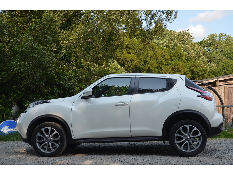 Nissan Juke 1.2 DIG-T Tekna SUV 5dr Petrol Manual Euro 6 (s/s) (115 ps) | R/CAM|PRIVACY|NAV|BTOOTH - U11018