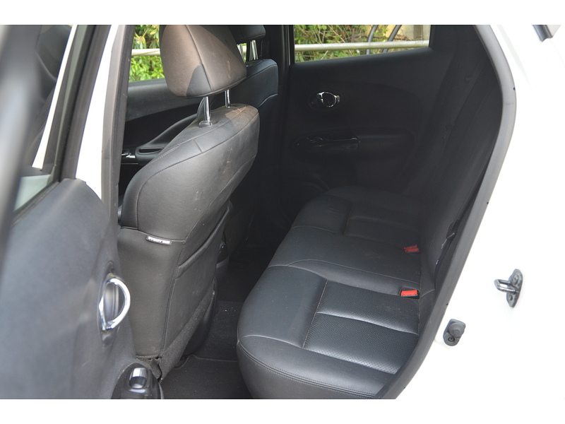 Nissan Juke 1.2 DIG-T Tekna SUV 5dr Petrol Manual Euro 6 (s/s) (115 ps) | R/CAM|PRIVACY|NAV|BTOOTH - U11018