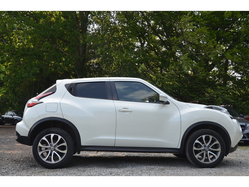 Nissan Juke 1.2 DIG-T Tekna SUV 5dr Petrol Manual Euro 6 (s/s) (115 ps) | R/CAM|PRIVACY|NAV|BTOOTH - U11018