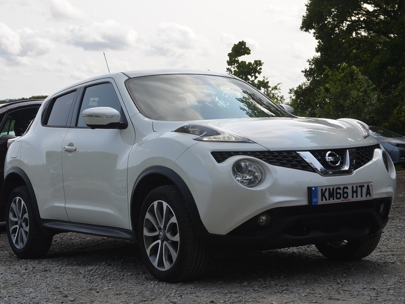 Nissan Juke 1.2 DIG-T Tekna SUV 5dr Petrol Manual Euro 6 (s/s) (115 ps) | R/CAM|PRIVACY|NAV|BTOOTH - U11018