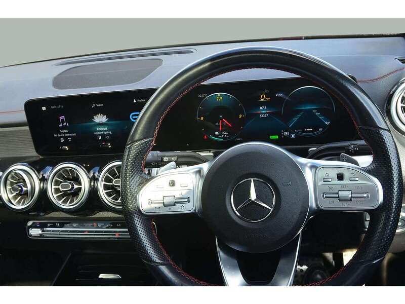 Mercedes-Benz EQB EQB 350 66.5kWh AMG Line (Premium) SUV 5dr Electric Auto 4MATIC (292 ps) | PRIVACY|R/CAM|1 OWNER|VAT - U11023