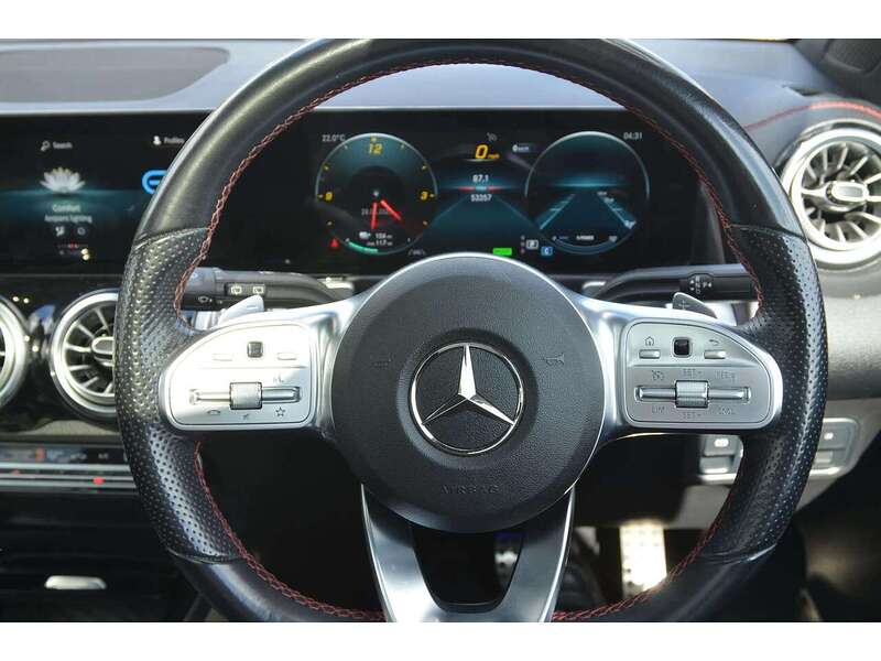 Mercedes-Benz EQB EQB 350 66.5kWh AMG Line (Premium) SUV 5dr Electric Auto 4MATIC (292 ps) | PRIVACY|R/CAM|1 OWNER|VAT - U11023