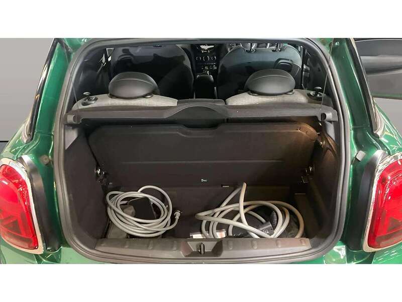 MINI Electric Hatch Cooper SE 32.6kWh Level 2 Hatchback 3dr Electric Auto (184 ps) - U11026