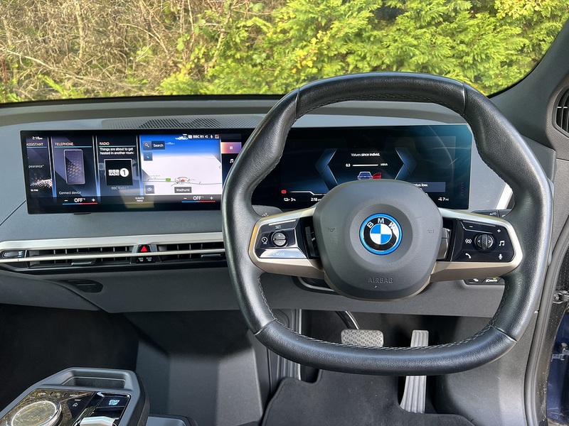 BMW iX 40 76.6kWh M Sport SUV 5dr Electric Auto xDrive (326 ps) | PRIVACY|R/CAM|1 OWNER|VAT Q - U11032