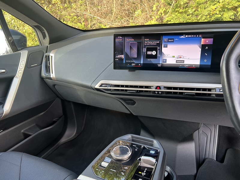 BMW iX 40 76.6kWh M Sport SUV 5dr Electric Auto xDrive (326 ps) | PRIVACY|R/CAM|1 OWNER|VAT Q - U11032