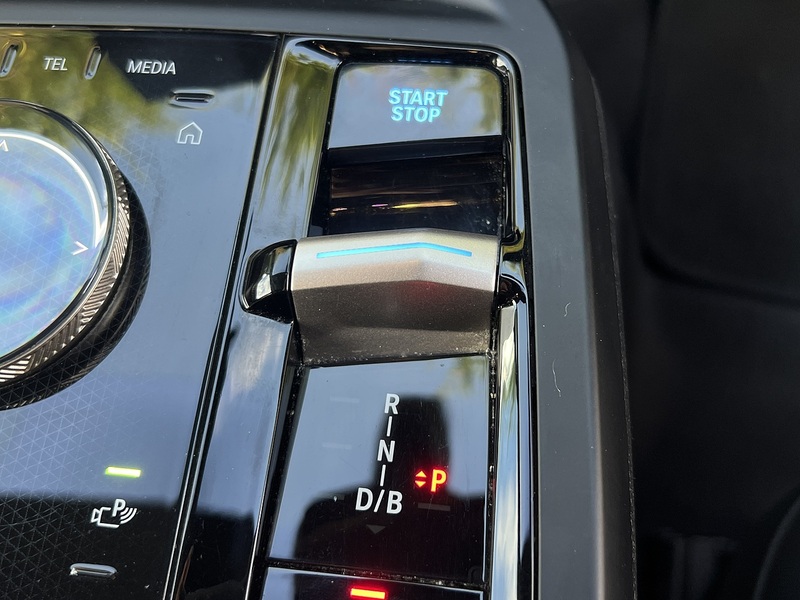 BMW iX 40 76.6kWh M Sport SUV 5dr Electric Auto xDrive (326 ps) | PRIVACY|R/CAM|1 OWNER|VAT Q - U11032