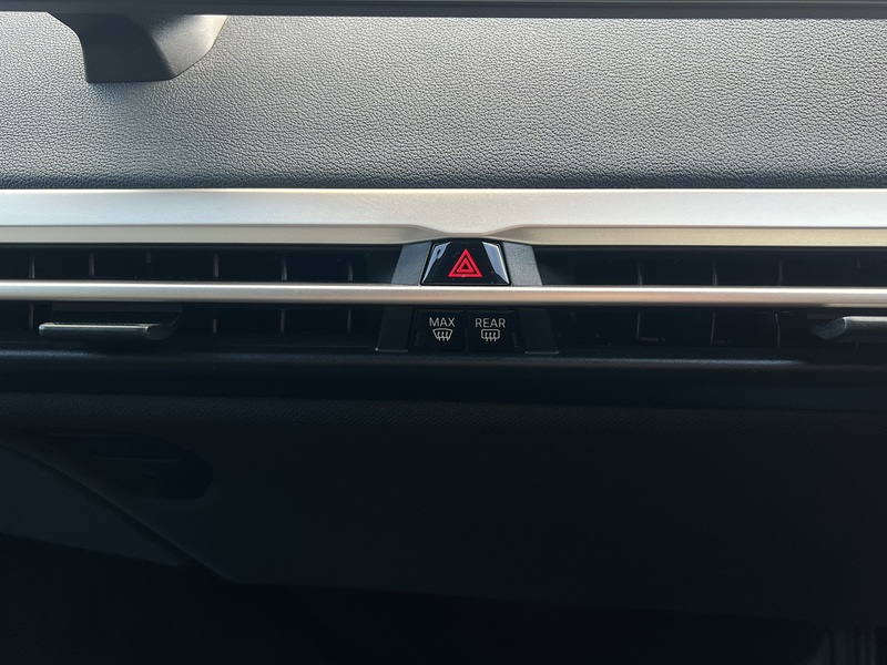 BMW iX 40 76.6kWh M Sport SUV 5dr Electric Auto xDrive (326 ps) | PRIVACY|R/CAM|1 OWNER|VAT Q - U11032