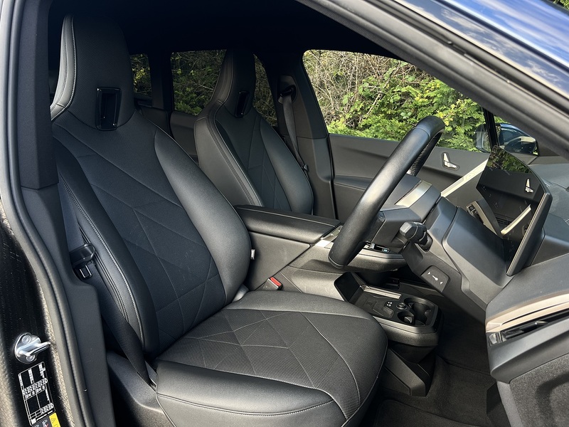 BMW iX 40 76.6kWh M Sport SUV 5dr Electric Auto xDrive (326 ps) | PRIVACY|R/CAM|1 OWNER|VAT Q - U11032