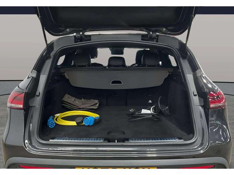 Mercedes-Benz EQC EQC 400 80kWh AMG Line (Premium) SUV 5dr Electric Auto 4MATIC (408 ps) - U11034