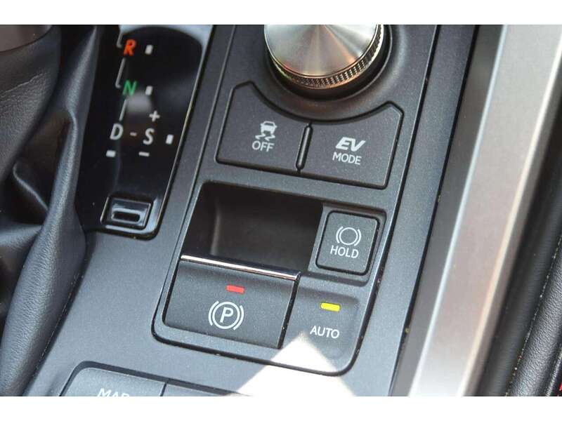 Lexus NX 2.5 300h GPF F Sport SUV 5dr Petrol Hybrid E-CVT 4WD Euro 6 (s/s) (197 ps) - U11041