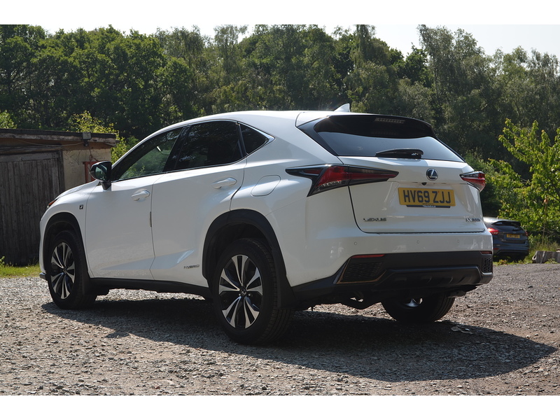 Lexus NX 2.5 300h GPF F Sport SUV 5dr Petrol Hybrid E-CVT 4WD Euro 6 (s/s) (197 ps) - U11041