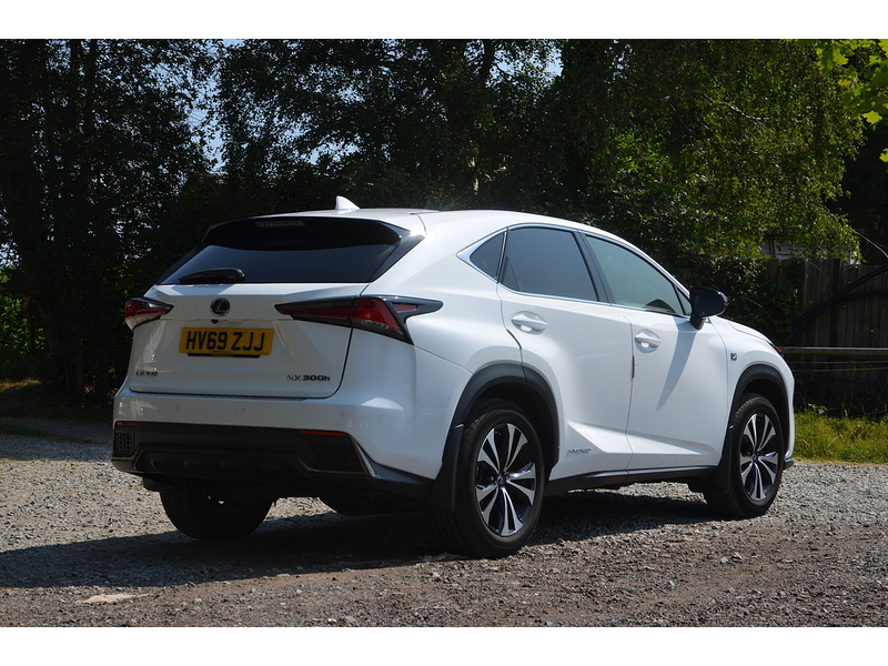 Lexus NX 2.5 300h GPF F Sport SUV 5dr Petrol Hybrid E-CVT 4WD Euro 6 (s/s) (197 ps) - U11041