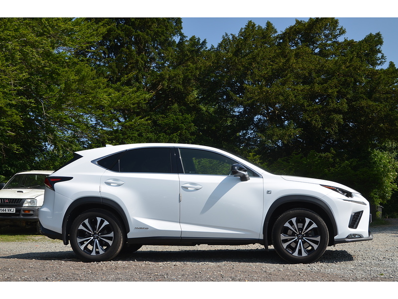 Lexus NX 2.5 300h GPF F Sport SUV 5dr Petrol Hybrid E-CVT 4WD Euro 6 (s/s) (197 ps) - U11041