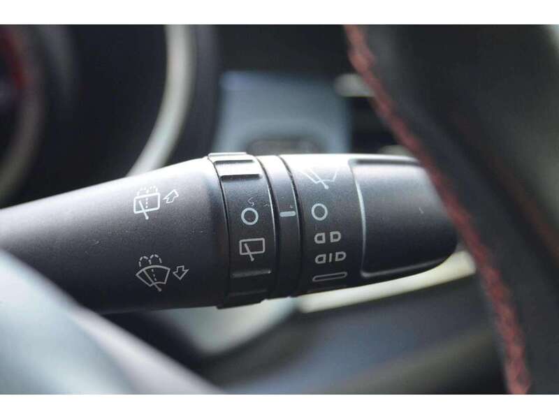 Alfa Romeo Giulietta 1.4 TB MultiAir Veloce Hatchback 5dr Petrol TCT Euro 5 (s/s) (170 bhp) | TRADE ONLY|PX TO CLEAR - U11042