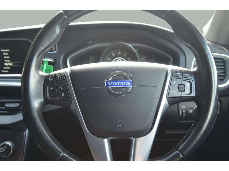 Volvo V40 2.0 D3 SE Nav Hatchback 5dr Diesel Geartronic Euro 5 (s/s) (150 ps) | R/CAM|CRUISE|BLUETOOTH|NAV - U11045