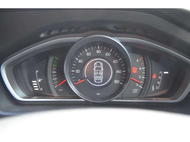Volvo V40 2.0 D3 SE Nav Hatchback 5dr Diesel Geartronic Euro 5 (s/s) (150 ps) | R/CAM|CRUISE|BLUETOOTH|NAV - U11045