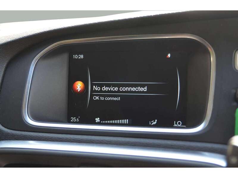 Volvo V40 2.0 D3 SE Nav Hatchback 5dr Diesel Geartronic Euro 5 (s/s) (150 ps) | R/CAM|CRUISE|BLUETOOTH|NAV - U11045