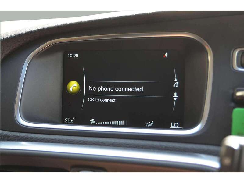 Volvo V40 2.0 D3 SE Nav Hatchback 5dr Diesel Geartronic Euro 5 (s/s) (150 ps) | R/CAM|CRUISE|BLUETOOTH|NAV - U11045