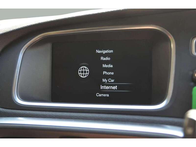 Volvo V40 2.0 D3 SE Nav Hatchback 5dr Diesel Geartronic Euro 5 (s/s) (150 ps) | R/CAM|CRUISE|BLUETOOTH|NAV - U11045