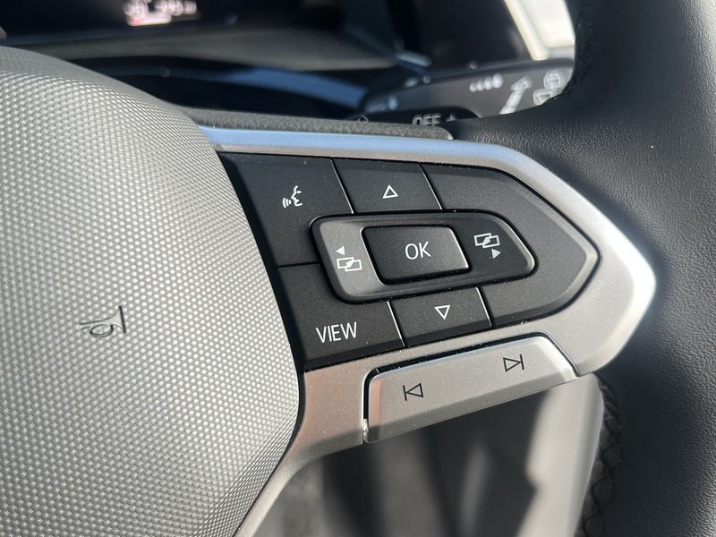 Volkswagen Multivan 2.0 TDI Style DSG Euro 6 (s/s) 5dr - U11047