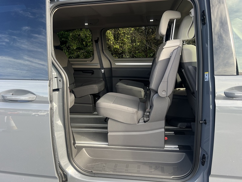 Volkswagen Multivan 2.0 TDI Style DSG Euro 6 (s/s) 5dr - U11047