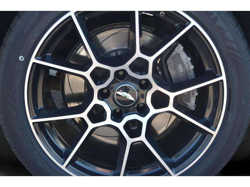 Aston Martin DBX 4.0 V8 SUV 5dr Petrol Auto 4WD Euro 6 (s/s) (550 ps) | PAN ROOF|H/SEATS|R/CAM - U11048