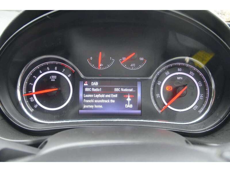 Vauxhall Insignia 1.4i Turbo SRi Nav Hatchback 5dr Petrol Manual Euro 6 (s/s) (140 ps) | BLUETOOTH|NAV|MOT 28.01.2026 - U11049