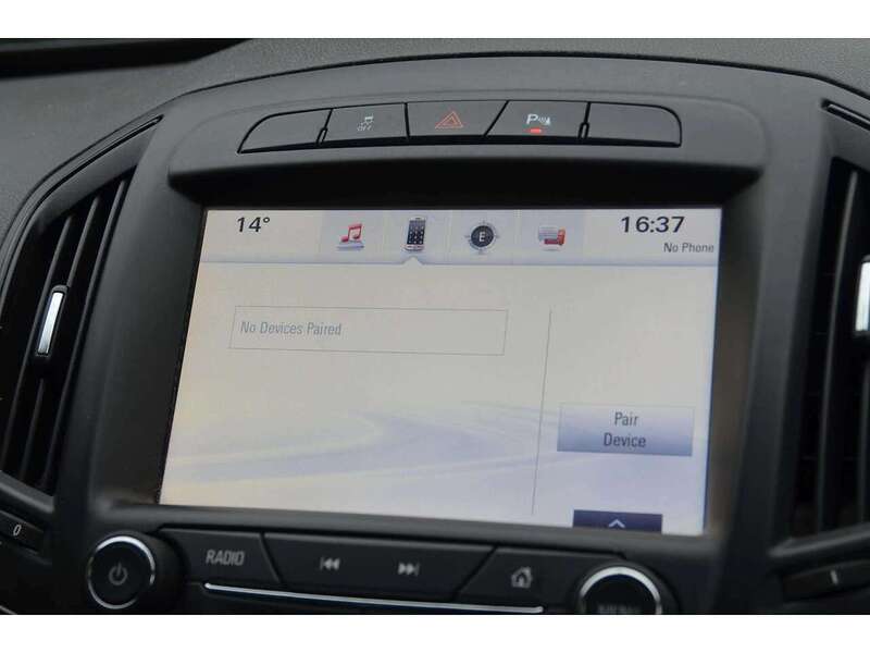 Vauxhall Insignia 1.4i Turbo SRi Nav Hatchback 5dr Petrol Manual Euro 6 (s/s) (140 ps) | BLUETOOTH|NAV|MOT 28.01.2026 - U11049