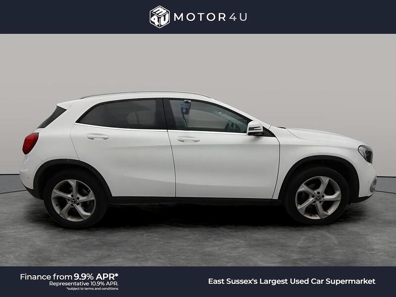 Mercedes-Benz GLA 2.1 GLA200d Sport (Executive) SUV 5dr Diesel 7G-DCT Euro 6 (s/s) (136 ps) | - U11052