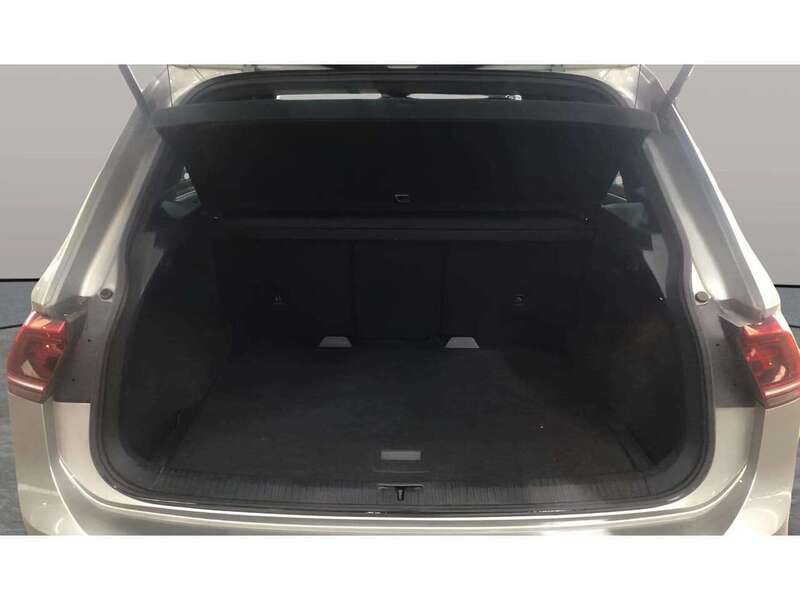 Volkswagen Tiguan TDI R-Line - U11053