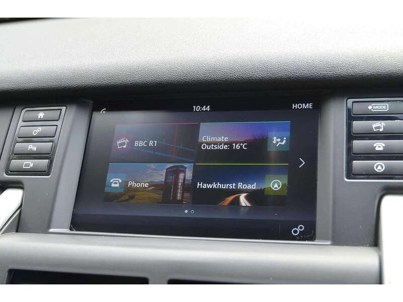 Land Rover Discovery Sport 2.0 TD4 SE Tech SUV 5dr Diesel Auto 4WD Euro 6 (s/s) (180 ps) | H/SEATS|R/CAM|NAV|BTOOTH - U11059