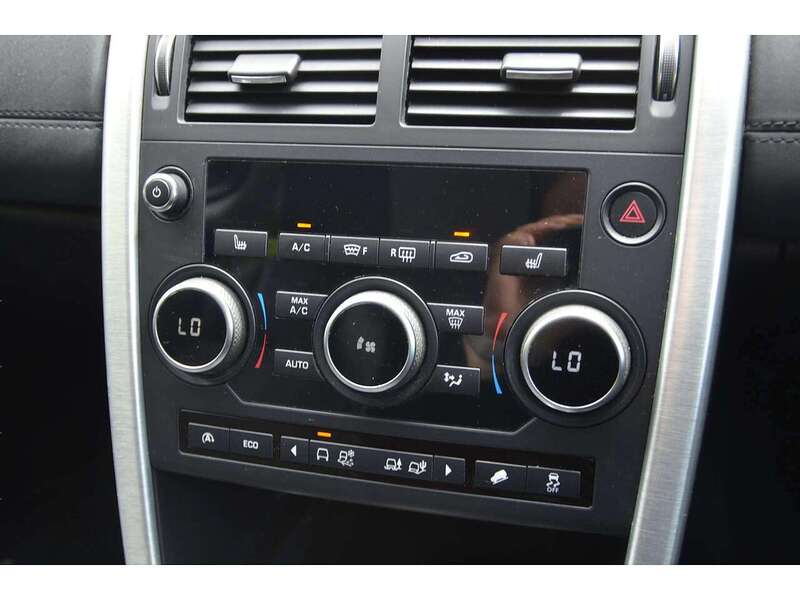 Land Rover Discovery Sport 2.0 TD4 SE Tech SUV 5dr Diesel Auto 4WD Euro 6 (s/s) (180 ps) | H/SEATS|R/CAM|NAV|BTOOTH - U11059