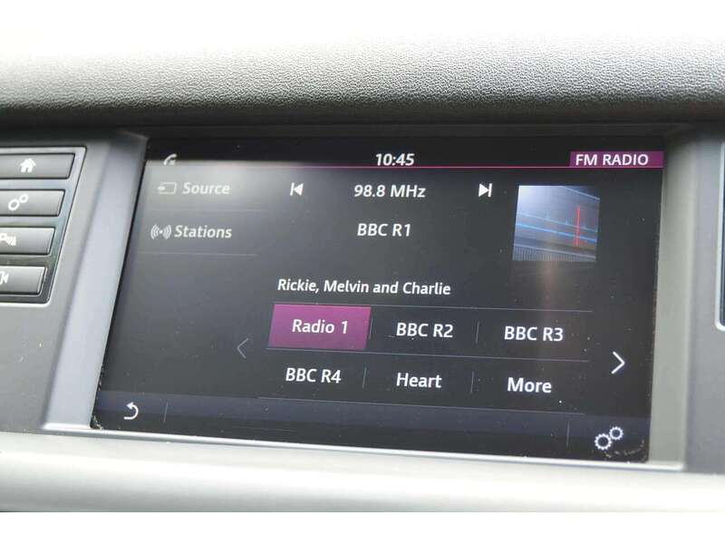 Land Rover Discovery Sport 2.0 TD4 SE Tech SUV 5dr Diesel Auto 4WD Euro 6 (s/s) (180 ps) | H/SEATS|R/CAM|NAV|BTOOTH - U11059