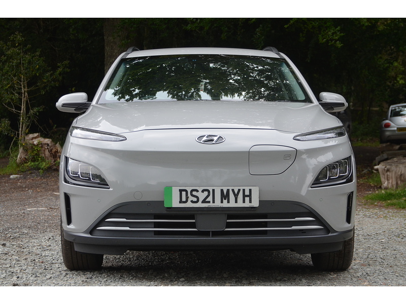 Hyundai KONA 64kWh Premium SUV 5dr Electric Auto (10.5kW Charger) (204 ps) | 1 FORMER KEEPER|VAT QUALIFYING - U11061