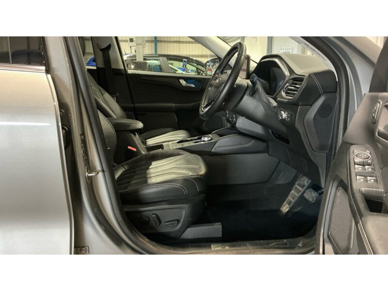 Ford Kuga 2.5 Duratec 14.4kWh Vignale SUV 5dr Petrol Plug-in Hybrid CVT Euro 6 (s/s) (225 ps) | COLD - U11064