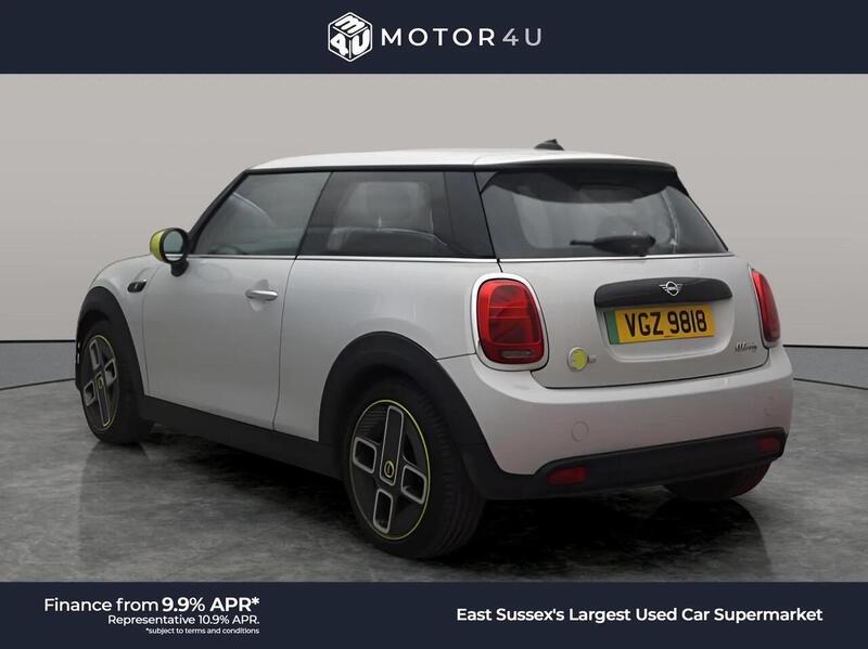 MINI Electric Hatch Cooper SE 32.6kWh Level 1 Hatchback 3dr Electric Auto (184 ps) | P/SENSORS|BTOOTH|1 OWNER|VAT Q - U11069