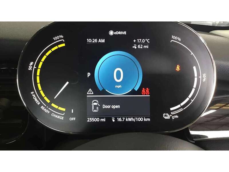 MINI Electric Hatch Cooper SE 32.6kWh Level 1 Hatchback 3dr Electric Auto (184 ps) | P/SENSORS|BTOOTH|1 OWNER|VAT Q - U11069